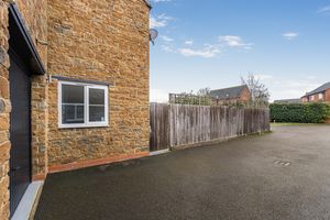 Photo 24- click for photo gallery